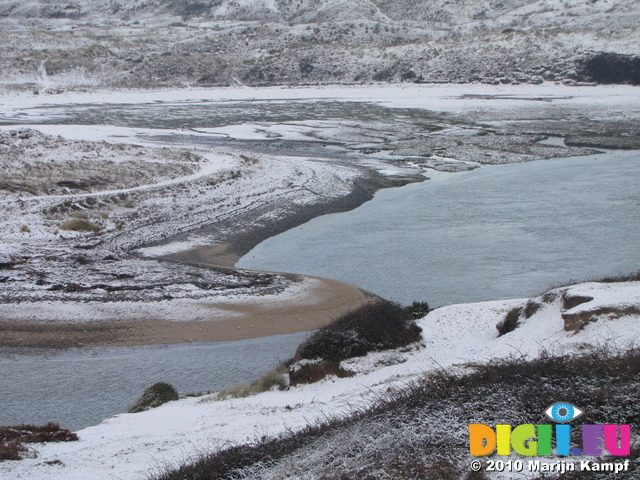 SX12153 Snow on Merthyr-mawr Warren and Ogmore River